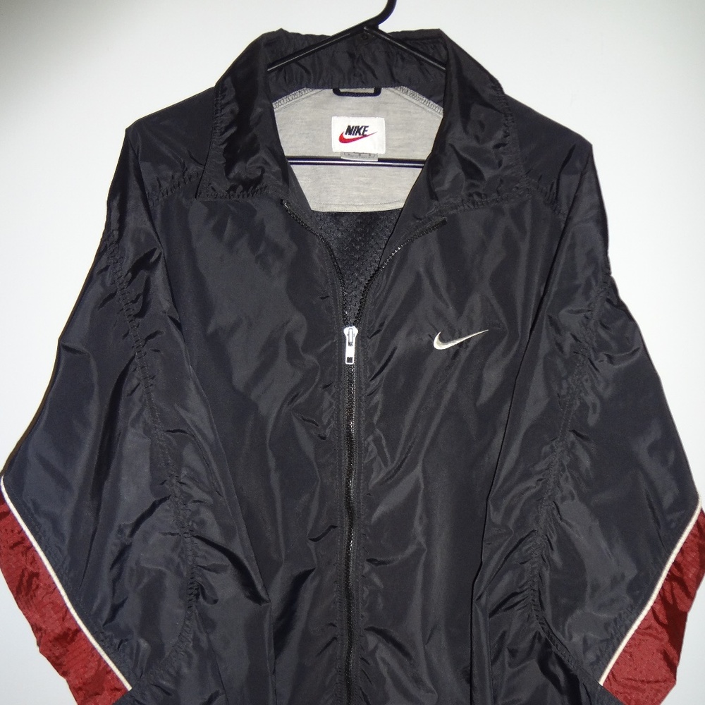 VINTAGE NIKE JACKET